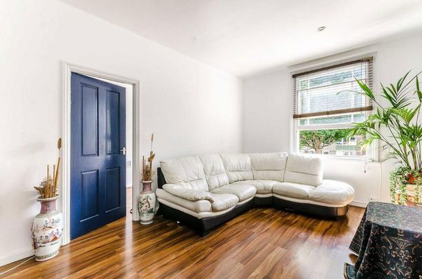1 bedroom flat to rent - Photo 1