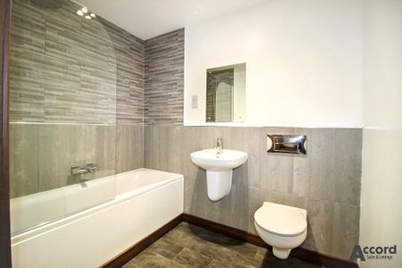 2 bedroom flat to rent - Photo 5