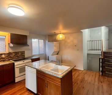 For Lease - 34 Tanager Square, Brampton, Ontario - Photo 1