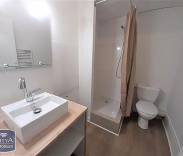 Location Appartement 2 pièces 32m² VILLEFRANCHE SUR SAONE 69400 - Photo 4