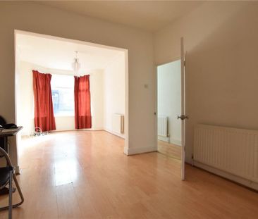3 bedroom terraced house to rent - Photo 5