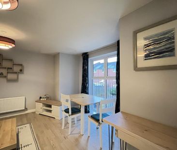 2 bedroom flat to rent - Photo 5