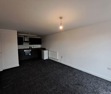 Carriage Grove, Bootle, L20, Liverpool - Photo 3