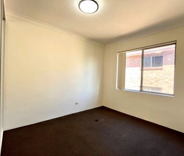 Ideal Location - Photo 6