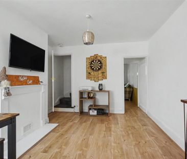 2 bedroom end of terrace house to rent - Photo 1