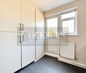 Colyer Close, London, SE9 3QG - Photo 1