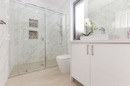 2/151 Wattle Valley Road, Camberwell VIC 3124 - Townhouse For Rent | Domain - Photo 3