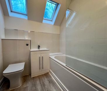 3 bedroom detached house to rent - Photo 5