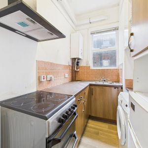 Studio to rent - Photo 2