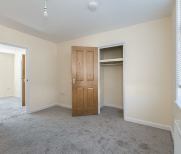 1 bedroom maisonette to rent Albert Road, Poole, Dorset, BH12 - Photo 2