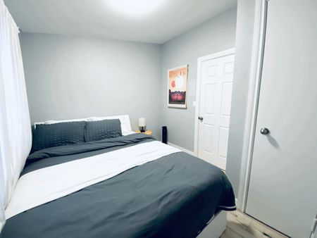 $1,500 / 1 br / 1 ba / 475 sqft Unit C - 210 Wilson St, Hamilton - Photo 2