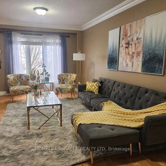 388 THOMAS SLEE DRIVE - Photo 1