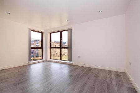 2 bedroom flat to rent - Photo 4