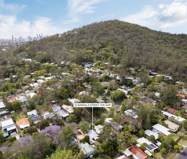 1960s Brick Bungalow – Parkland Precint - Photo 2