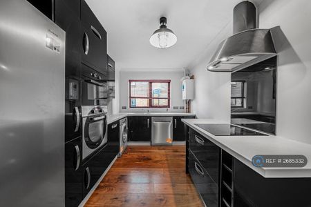 2 bedroom flat to rent - Photo 5