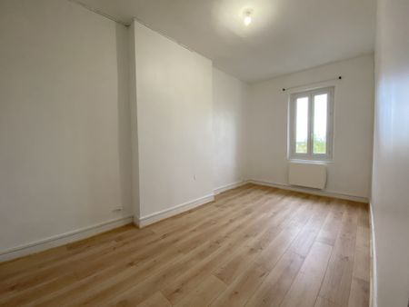 Location Appartement 3 pièces 82m² CASTELNAUDARY 11400 - Photo 4