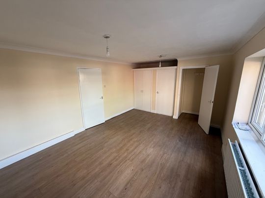 One Bedroom Apartment to Rent in Guildford - Photo 1