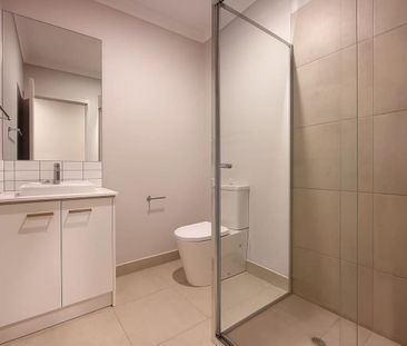 24 Birmingham Road, Cranbourne East, Vic 3977 - Photo 6