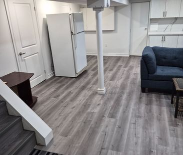 For Lease - 289 Ballard Street, Oshawa, Ontario - Photo 3