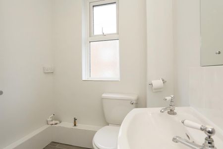 Margarets Court, High Wycombe - Photo 5