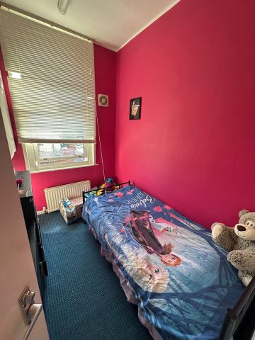 3 Bed Flat, Ash Villa, LU1 - Photo 2