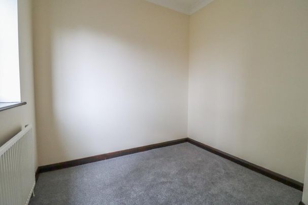 2 bedroom semi-detached house to rent - Photo 1