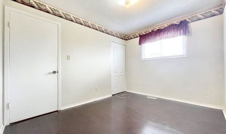 For Lease - 257 Thorncrest Drive, Waterloo, Ontario - Photo 5