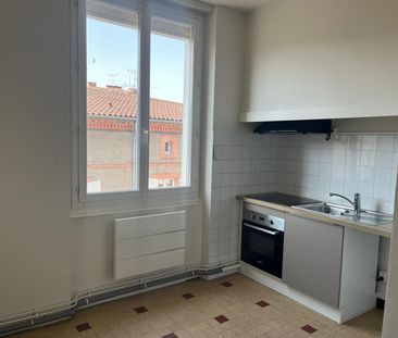 Location Appartement 3 pièces 74m² ALBI 81000 - Photo 2