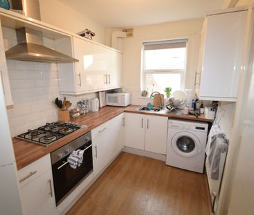 3 bedroom house share to rent - Photo 3