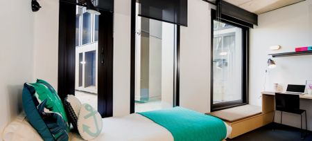 3 Bedroom Apartment multi-share Accessible - Photo 2