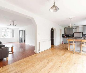 St Michaels Crescent, Pinner, HA5 - Photo 1