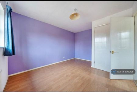 1 bedroom semi-detached house to rent - Photo 4