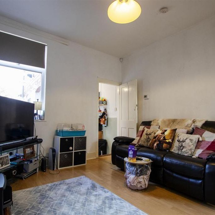 2 bedroom house to rent - Photo 1