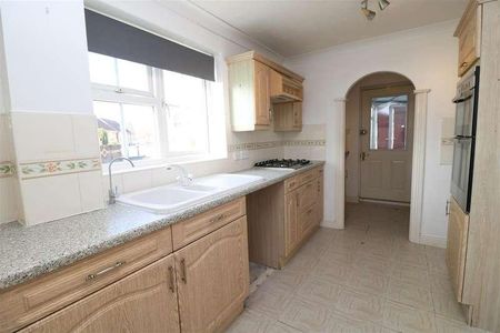 Jasmine Way, Trowbridge, BA14 - Photo 3