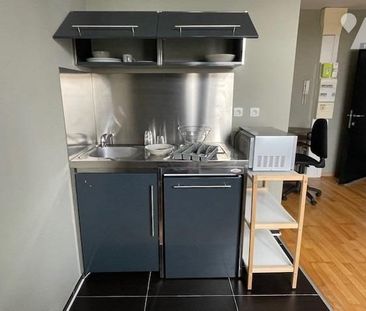 STUDIO MEUBLE 17,80m² - RONCHIN - Photo 1