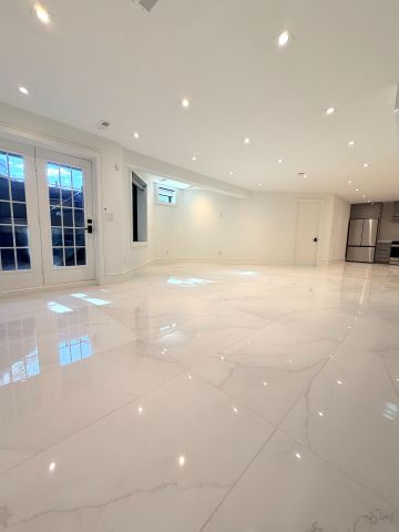 For Lease - 155 Lake Promenade, Toronto, Ontario - Photo 3