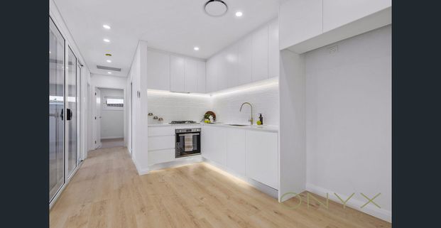 Brand New Luxury Granny Flat with Ducted Air-conditioning - Photo 1