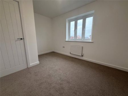 2 bedroom semi-detached house to rent - Photo 4