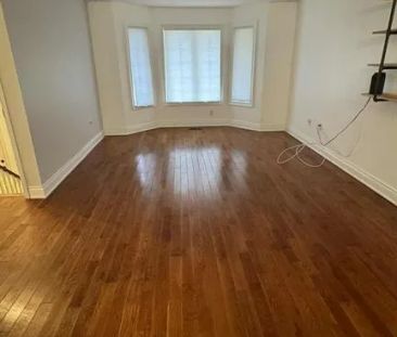 41 MELROSE AVENUE - Photo 1