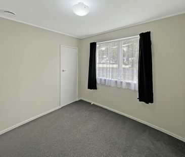 2 Bedroom in Maungaraki - Photo 2