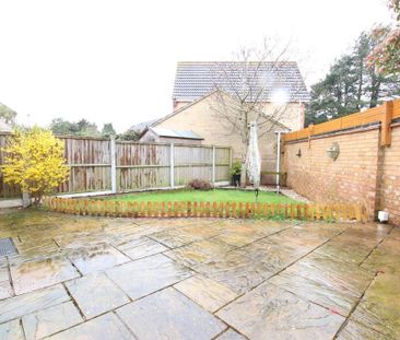 3 bedroom end of terrace house to rent - Photo 3