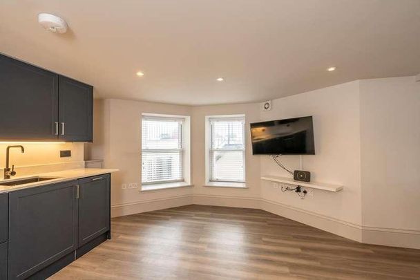 The Royal, The Esplanade, Bognor Regis, PO21 - Photo 1