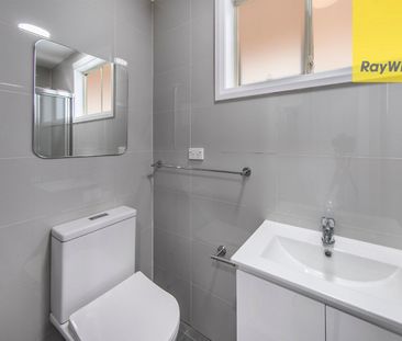 Neat Family Home close to all amenities! - Photo 6