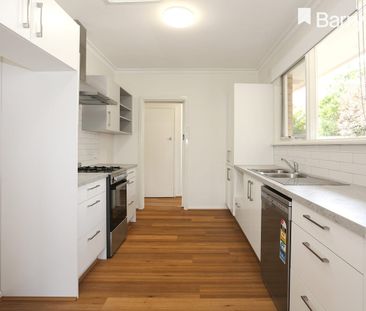**REGISTER TO INSPECT VIA REALESTATE.COM.AU LINK & PHOTO ID MUST BE... - Photo 5