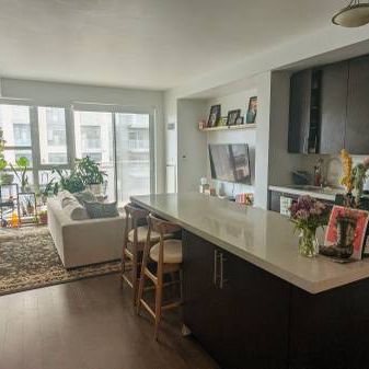 Queen West Furnished Modern 1 Bed 1 Bath Condo - Photo 3