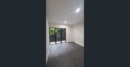 New 2 bed apartment with outdoor living - Photo 4