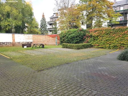 Lichtdurchflutete und großzügige 2-Zimmer-Dachgeschosswohnung im begehrten Stadtteil Schlosschemnitz - Photo 2