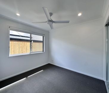 BRAND NEW 4 BEDROOM FAMILY HOME! - Photo 4