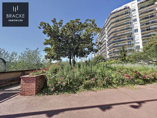 Studio MEUBLÉ- Courbevoie - FRONT DE SEINE - Photo 1