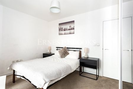 Roosevelt Tower, 18 Williamsburg Plaza, E14 9NW - Photo 4